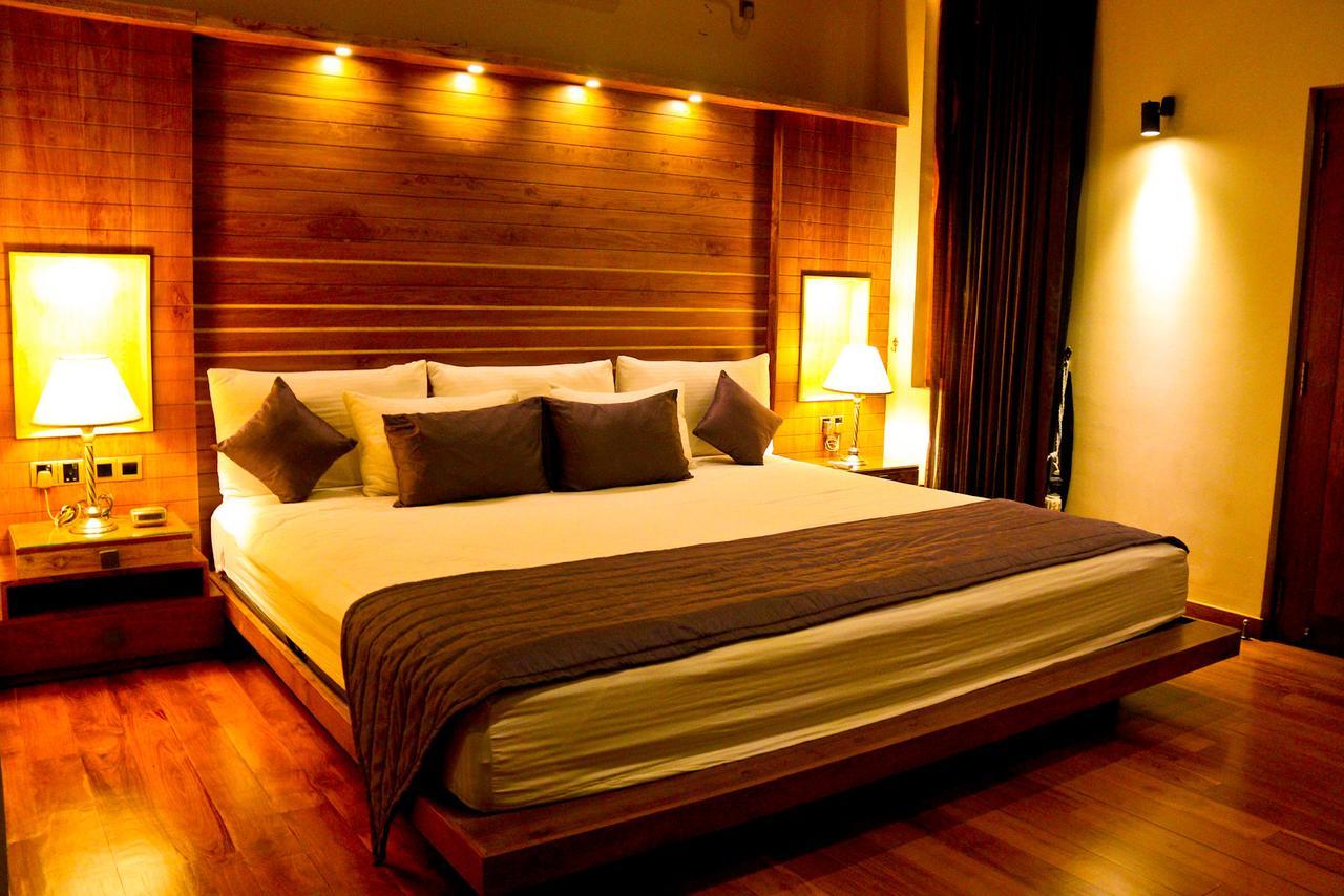 White Palace Hotell Gampaha Eksteriør bilde